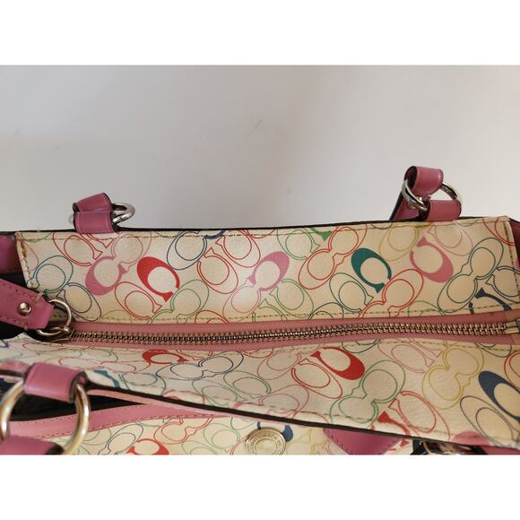 Coach Signature Chelsea Pink Trim Handbag W/Matching Zip Wristlet Wallet - Picture 4 of 11